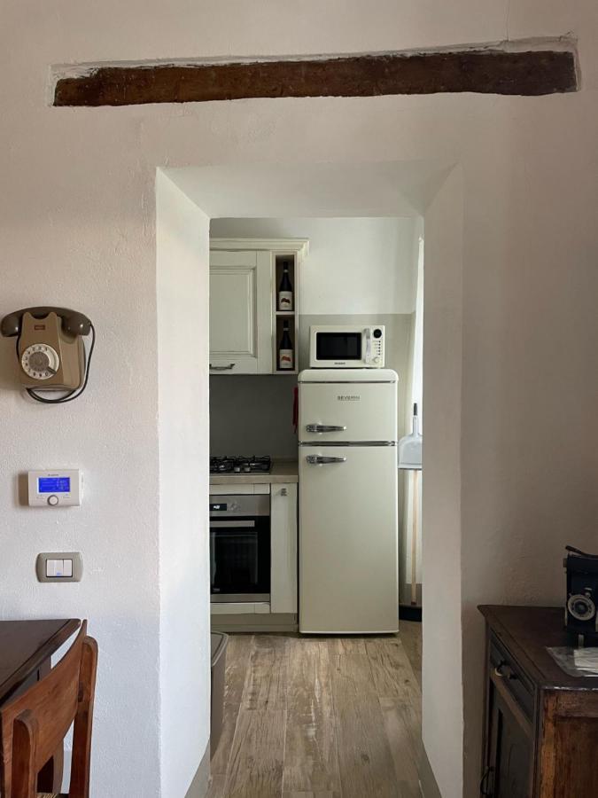 Apartamento Locazione Turistica Cascina Pela Castagnole delle Lanze Exterior foto