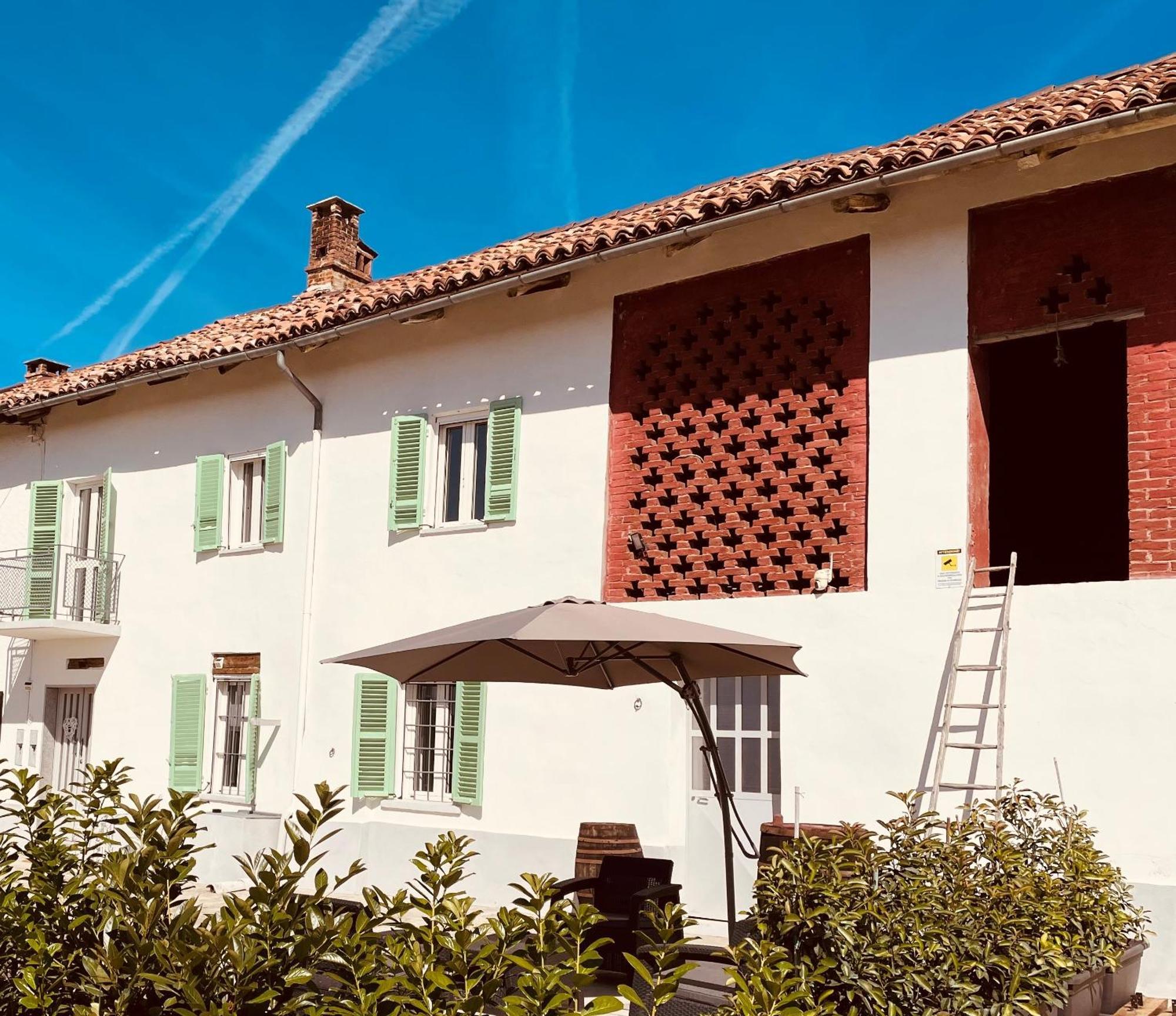 Apartamento Locazione Turistica Cascina Pela Castagnole delle Lanze Exterior foto