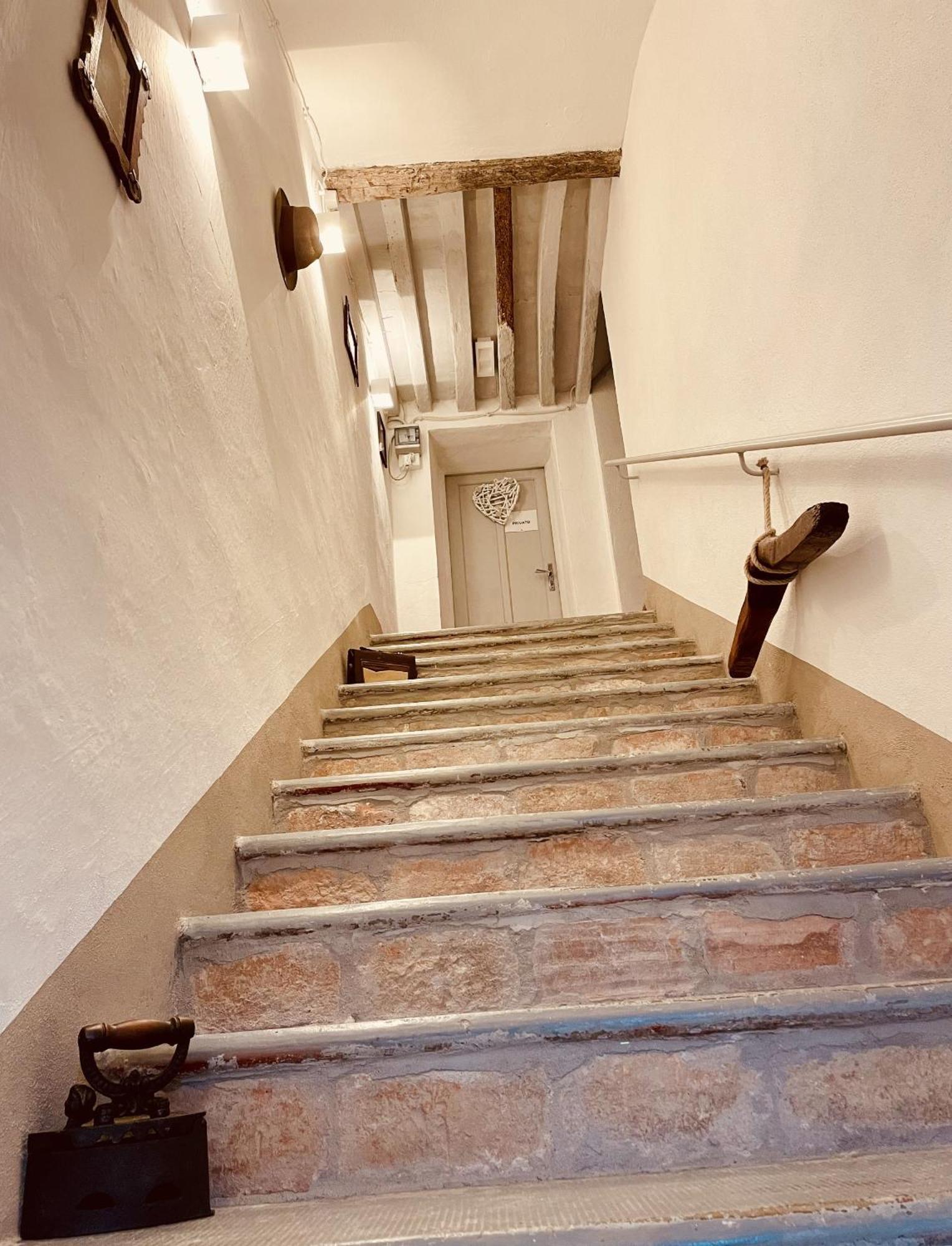 Apartamento Locazione Turistica Cascina Pela Castagnole delle Lanze Exterior foto
